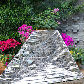 Daomong radiant foil sheet reflects sunlight for photography and events