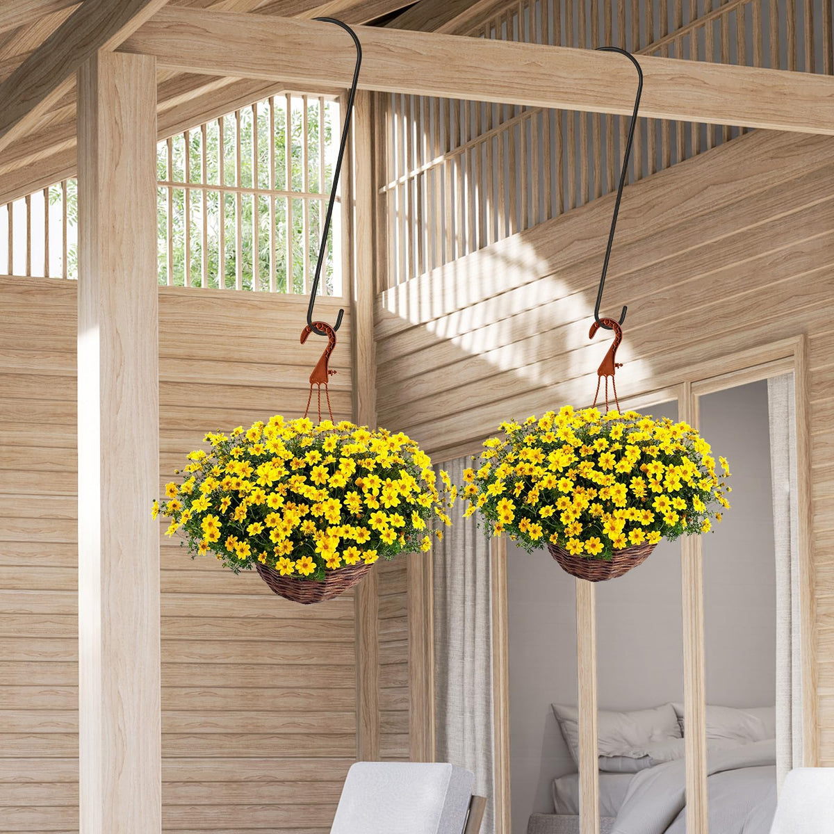 Dapute 24-inch tree branch hook makes plant placement easy.