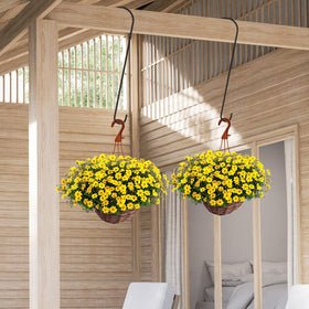 Dapute 24-inch tree branch hook makes plant placement easy.