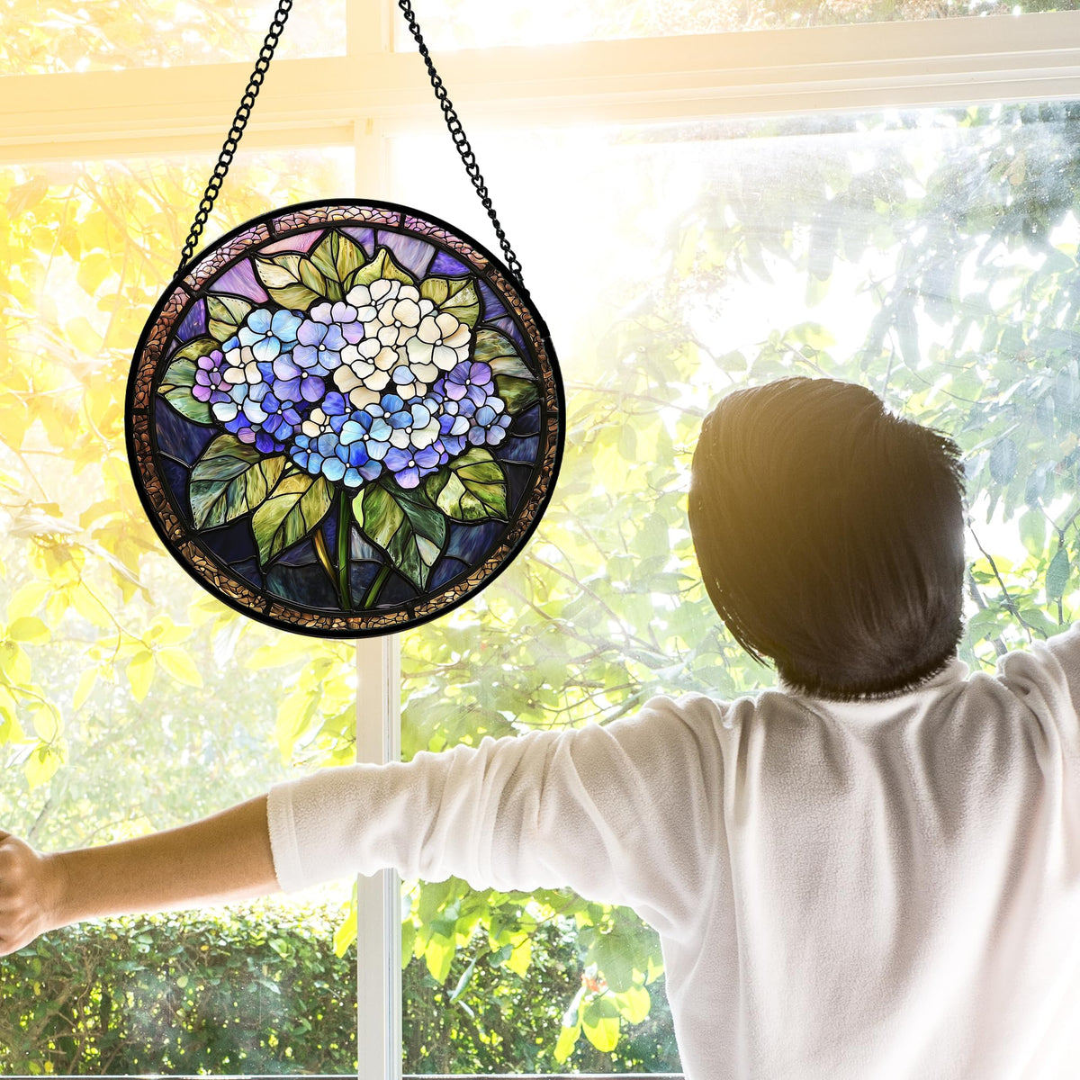 DASTOLL diamond glass panel window decor with hydrangea pattern enhances natural light.