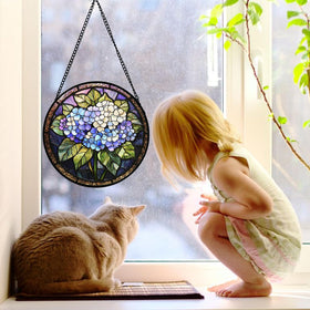 DASTOLL hydrangea sun catcher with diamond glass adds color and warmth to any window.