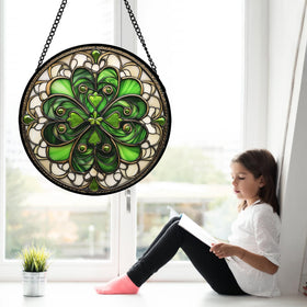 DASTOLL Irish decor clover suncatcher brings cheerful color to sunlight