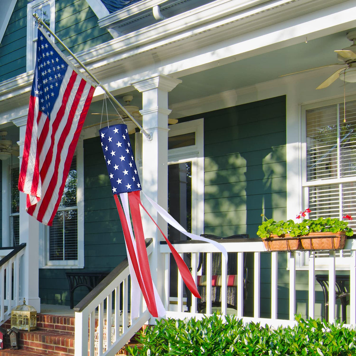 DC DCTOY Built-in hoop windsock stays tidy when hung