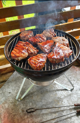 DcYourHome Weber Smokey Joe accessories pack keeps grilling ready.