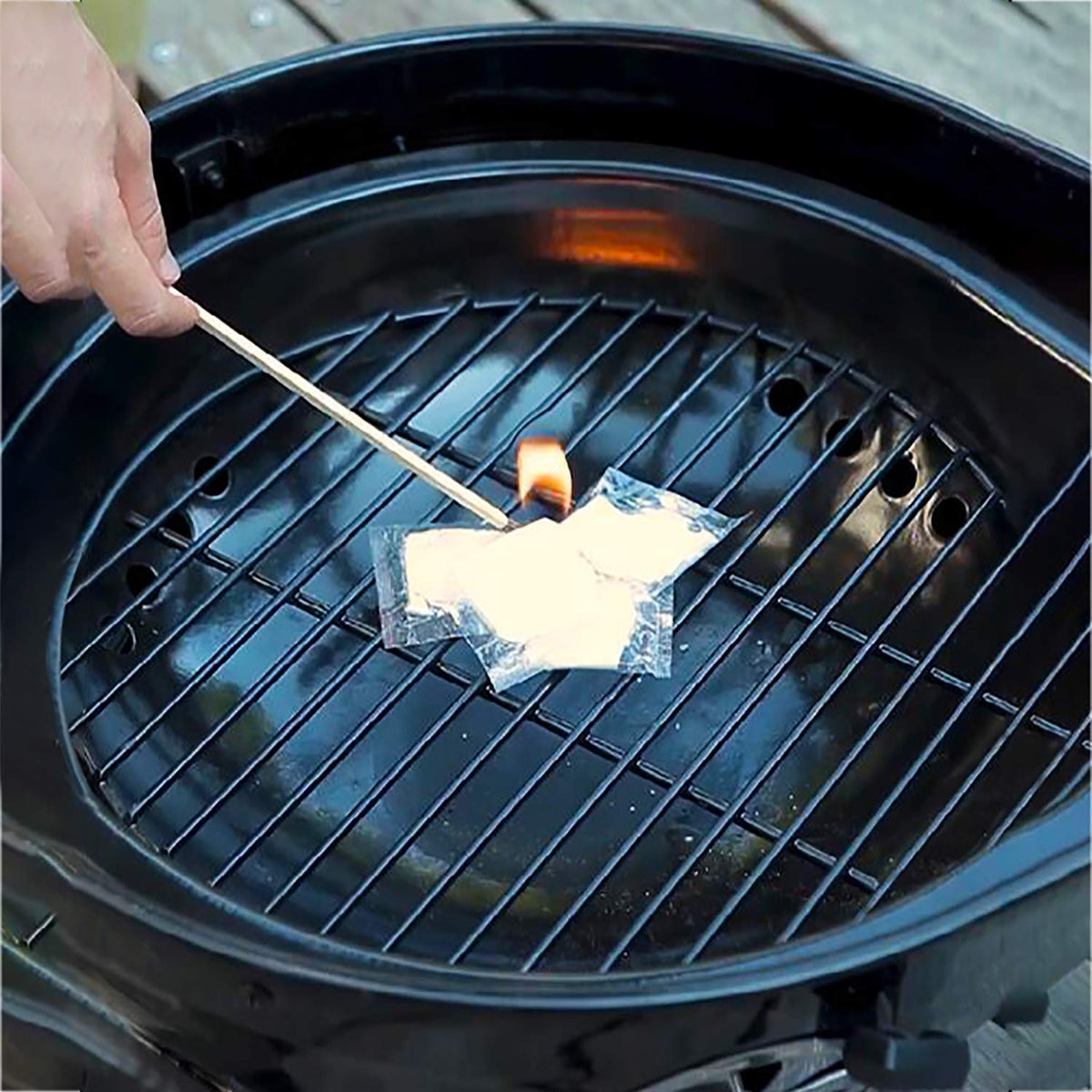 DDY all-purpose firestarter suitable for wood stoves, pits, smokers and pellets