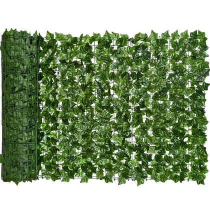 DearHouse ivy privacy fence close-up leaves offering a lifelike green screen for outdoor spaces.