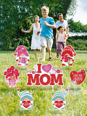 DECEED I Love Mom yard sign highlights bright celebration on the lawn