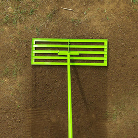 Deli Lawn Leveling Rake 2mm steel plate for durable lawn work.