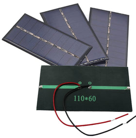 Delinx four-panel solar kit front view, compact and efficient power for DIY projects