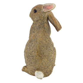 Design Toscano Hopper fluffy tail detail, adds texture and cute character to gardens.