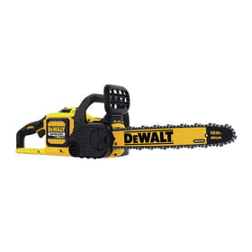 DEWALT automatic oiling system keeps the chain lubricated during use.