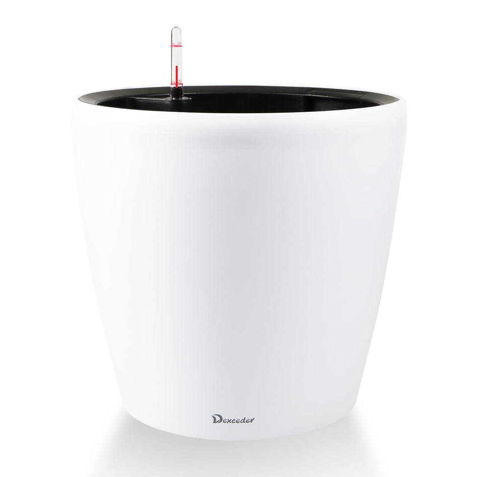 Dexceder 18x17 planter outer view with sturdy wheels for easy mobility.