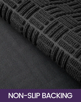 DEXI easy-to-clean mat with hose rinse and air dry.