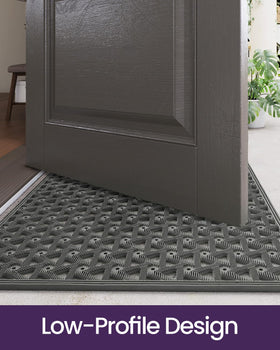 DEXI garden and garage mud-scraper mat for outdoor use.