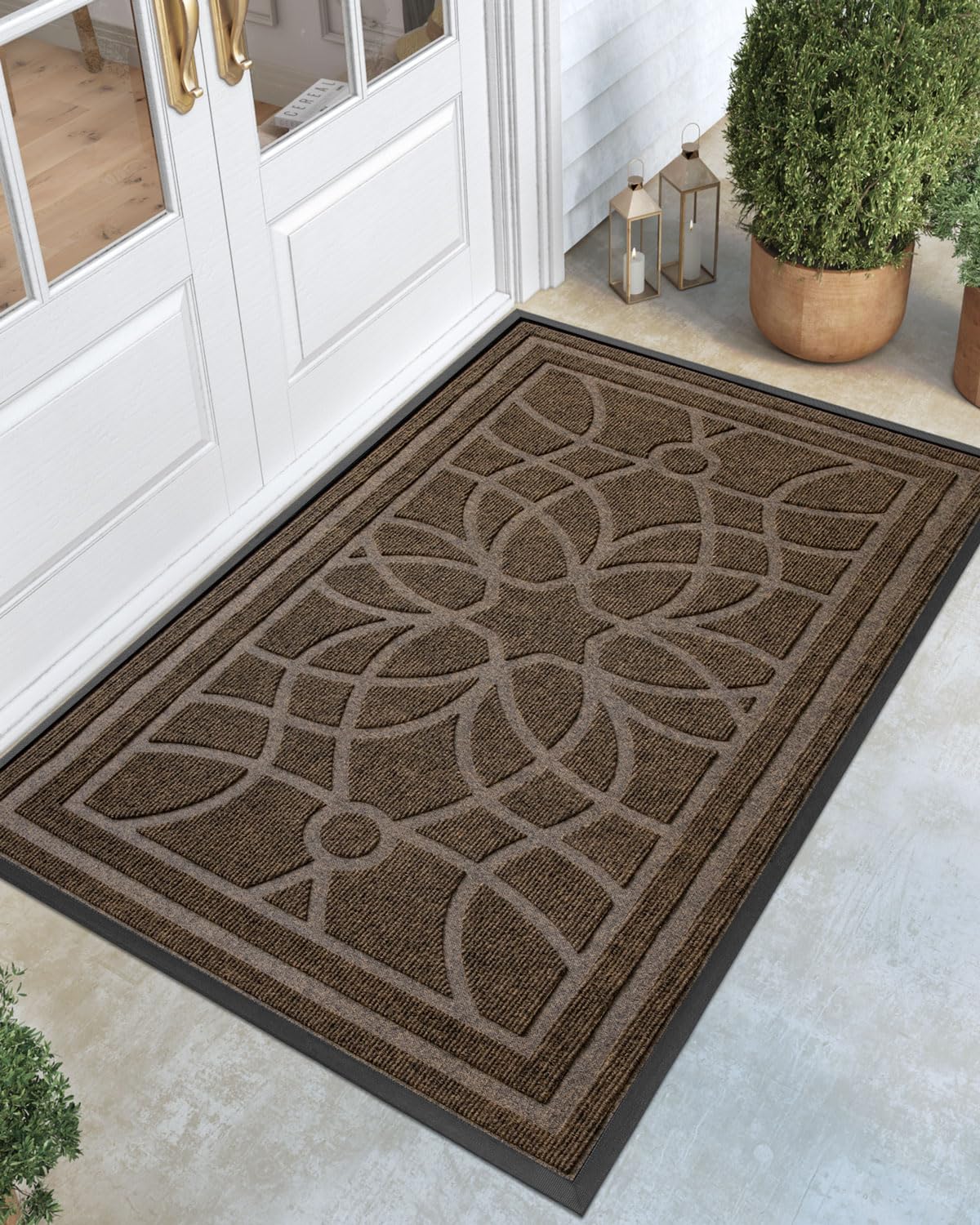 DEXI front door mat for outside entrance captures dirt and moisture effectively.