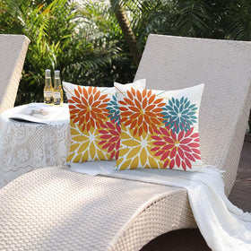 DFXSZ pillow cover demonstrating waterproof coating for outdoor use