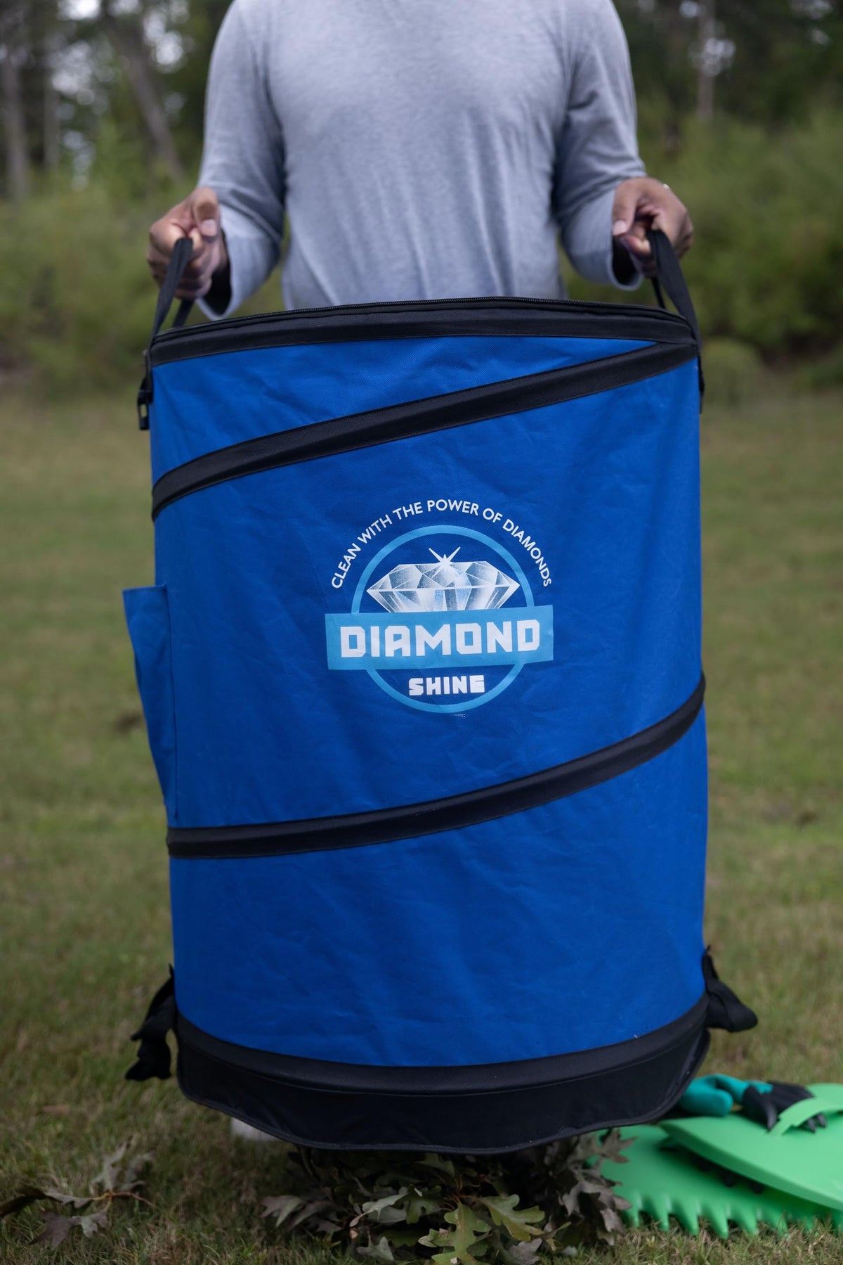 Diamond Shine collapsible garden bag 47-gallon closed for compact storage.