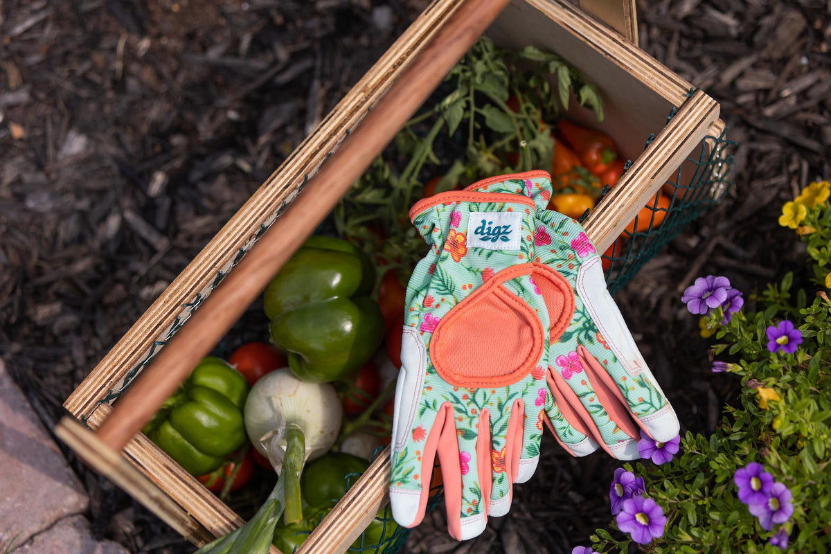 DIGZ touchscreen-compatible gloves let you check tasks without removing.