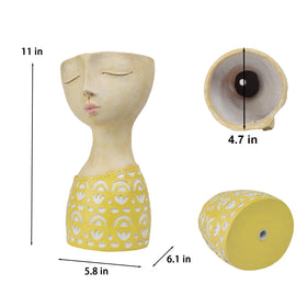 DiliComing lightweight resin design offers easy handling and lasting color.