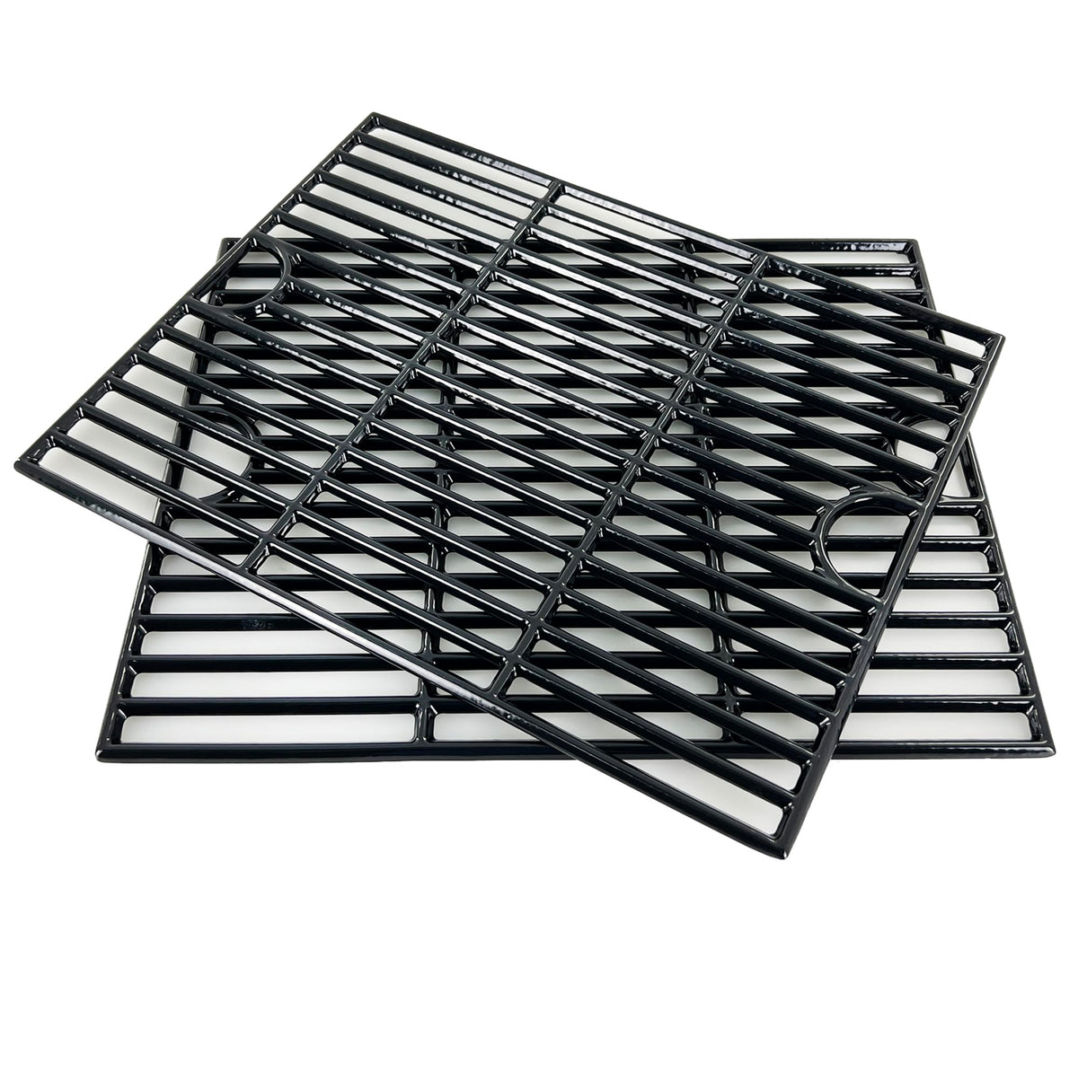 DC104 porcelain-coated grid delivers steady heat on Nexgrill setups.