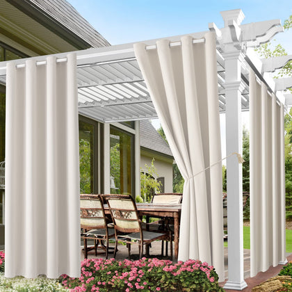 DIVA EN CAMINO DEC outdoor curtain in cream blocks sunlight and protects outdoor spaces.