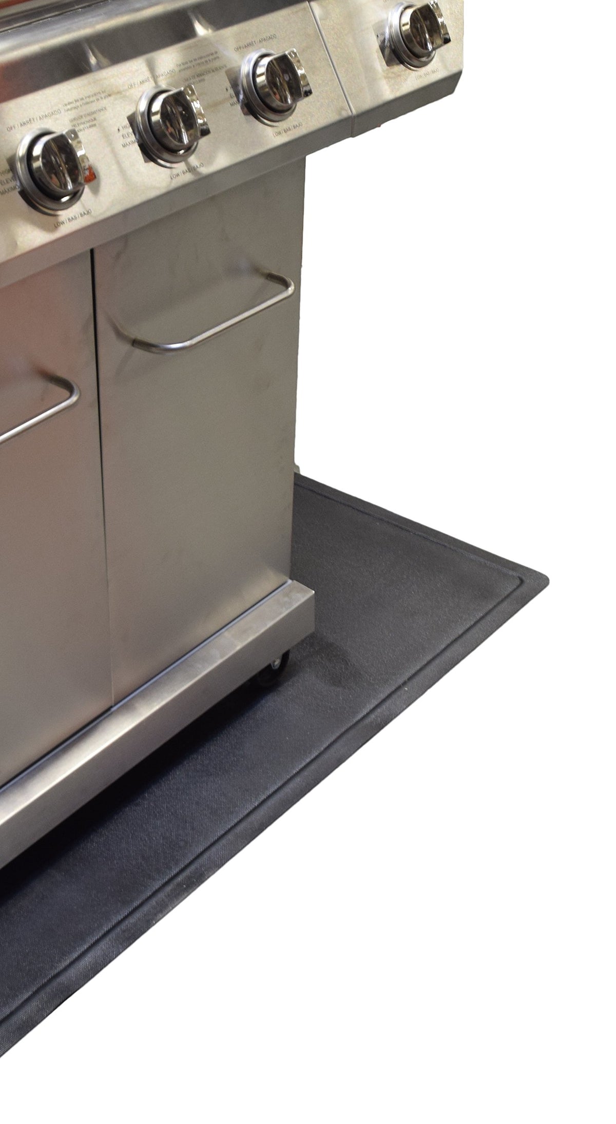 DiversiTech Ultra Grill Mat demonstrates heat resistance up to 600°F