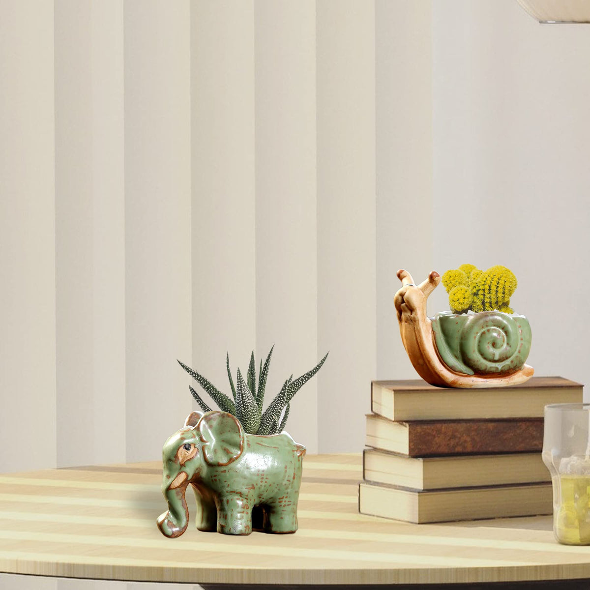 DIYOMR desk-friendly elephant pot fits compact office organization