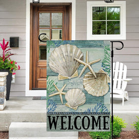 Dlzdn Summer Starfish Shells flag back view showing matching print for consistent charm.