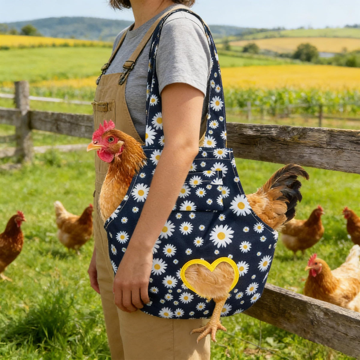 Dmnnlp chicken holder bag easy to clean and wipe down.