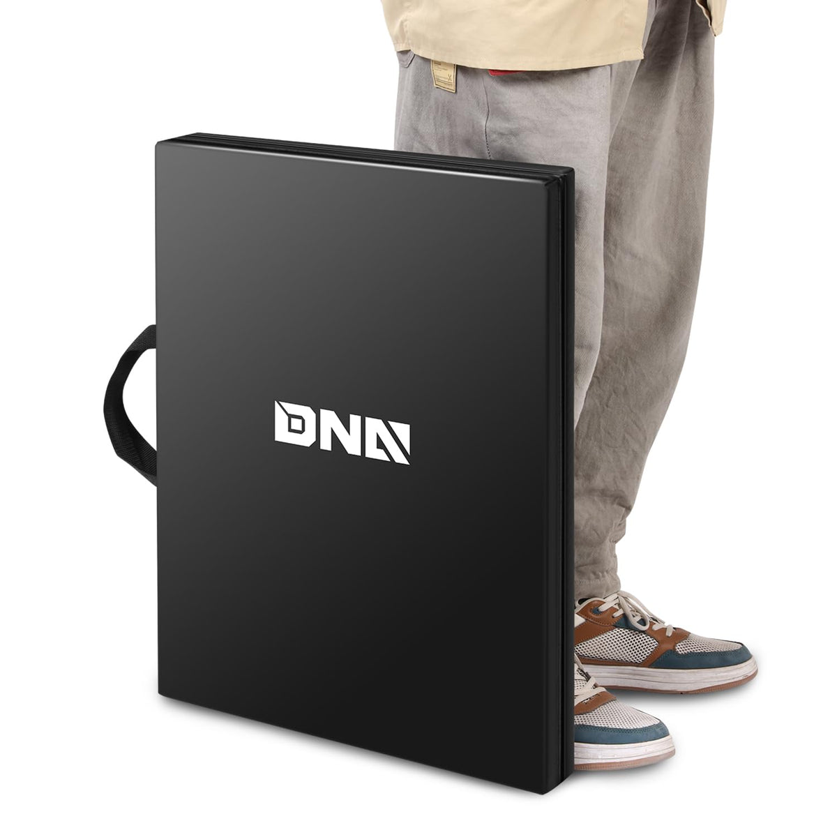 DNA Motoring kneeling pad suitable for auto maintenance, gardening, and baths.