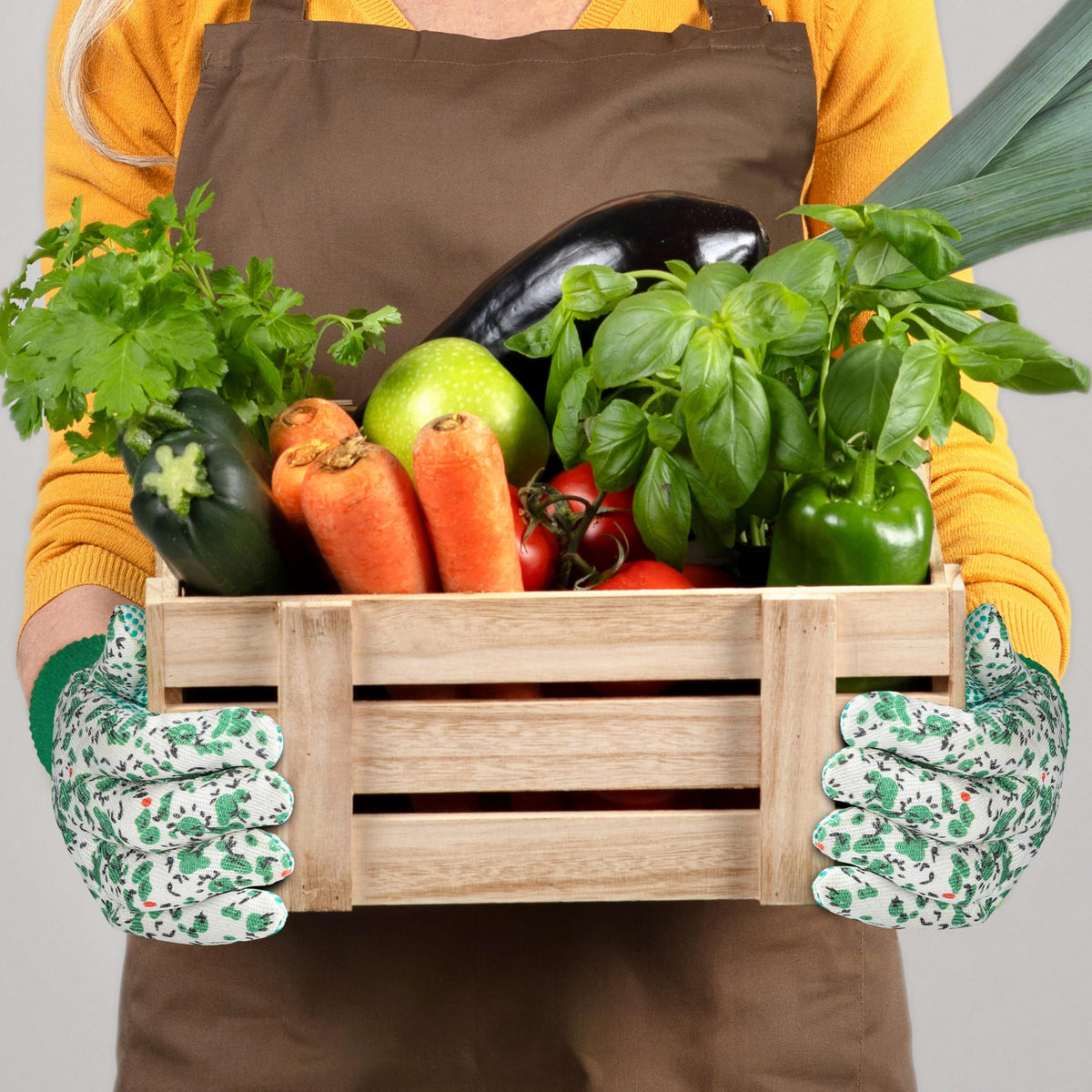 DOFOWORK gardening gloves suit a variety of tasks, from pruning to camping.