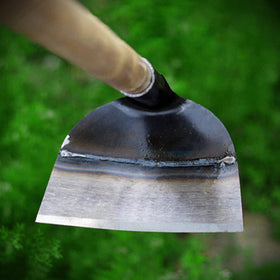 DOITOOL manganese steel hoe designed for long-term garden use.