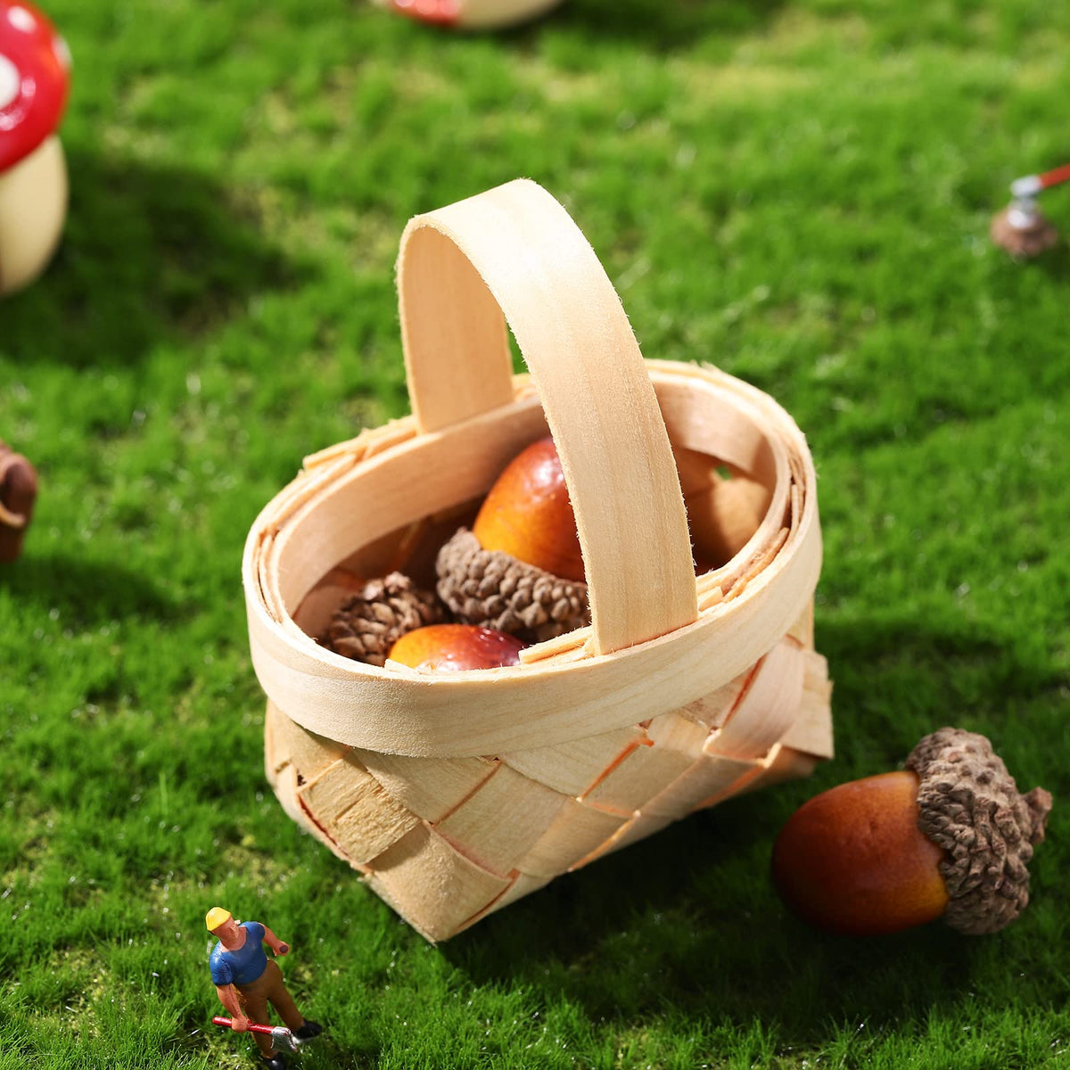 DOITOOL basket for wedding favors adds subtle elegance to gifts.