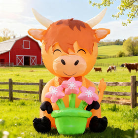 DomKom Highland Cow with blooming pots, ideal for festive outdoor displays