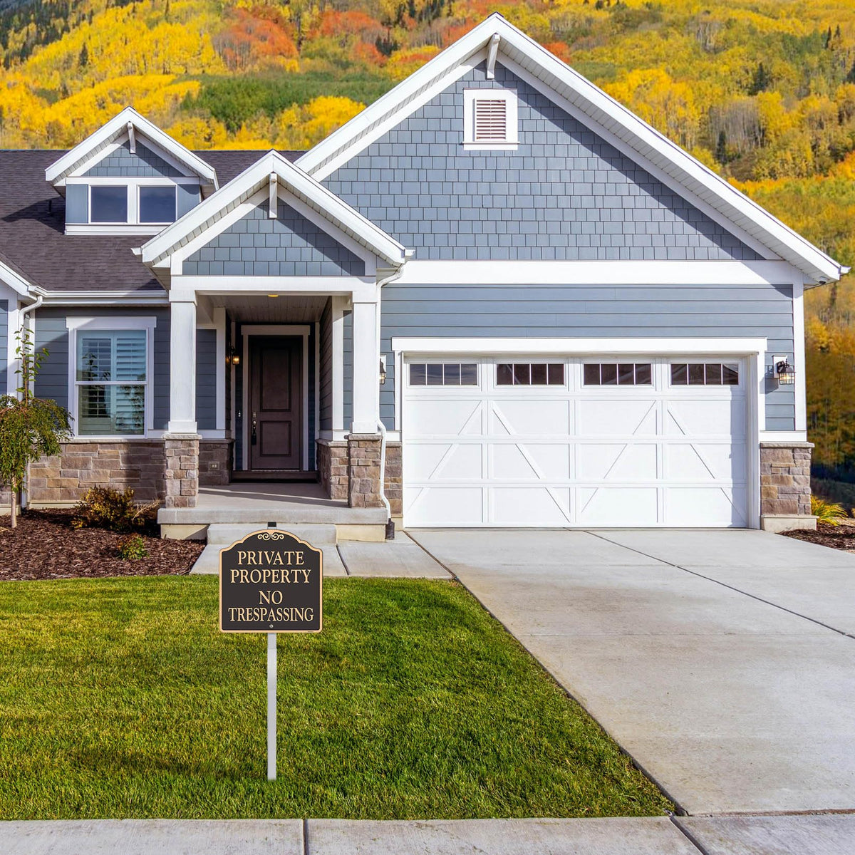 Doninex weatherproof sign withstands outdoor conditions for years of use.