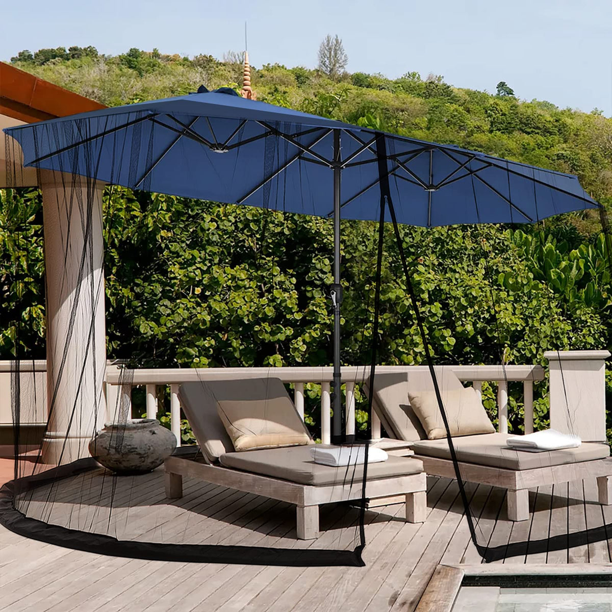 DOOSARG TPU water base weight system stabilizes the net against breezes.