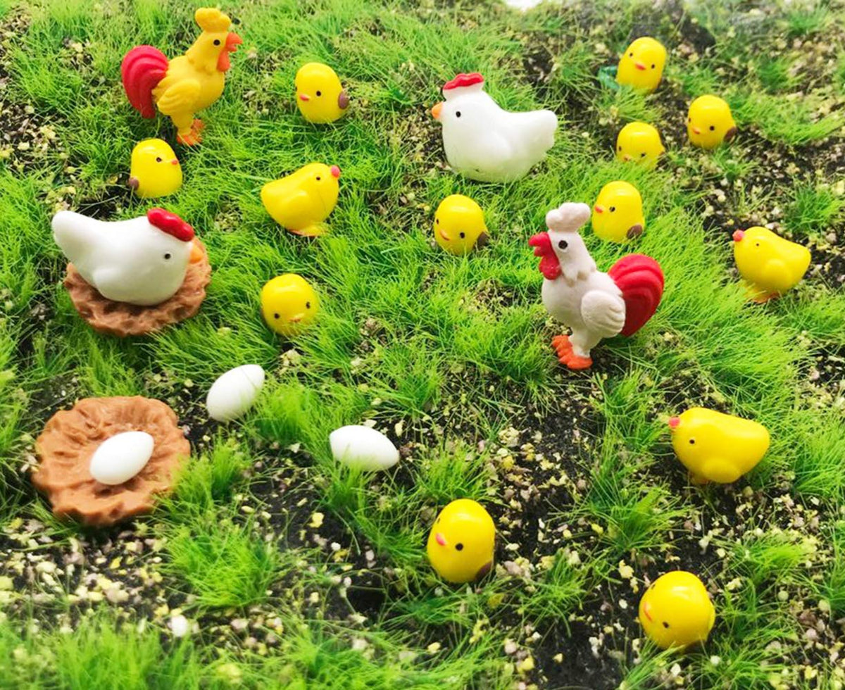 DoTebpa chicken nest decor creates cozy micro landscape accents.