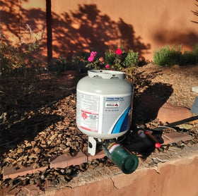 DOZYANT refill adapter for 1lb camping setups—easy, tool-free connection.