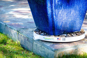 Drain Away Tray elevated pedestal detail demonstrating pots above standing water.