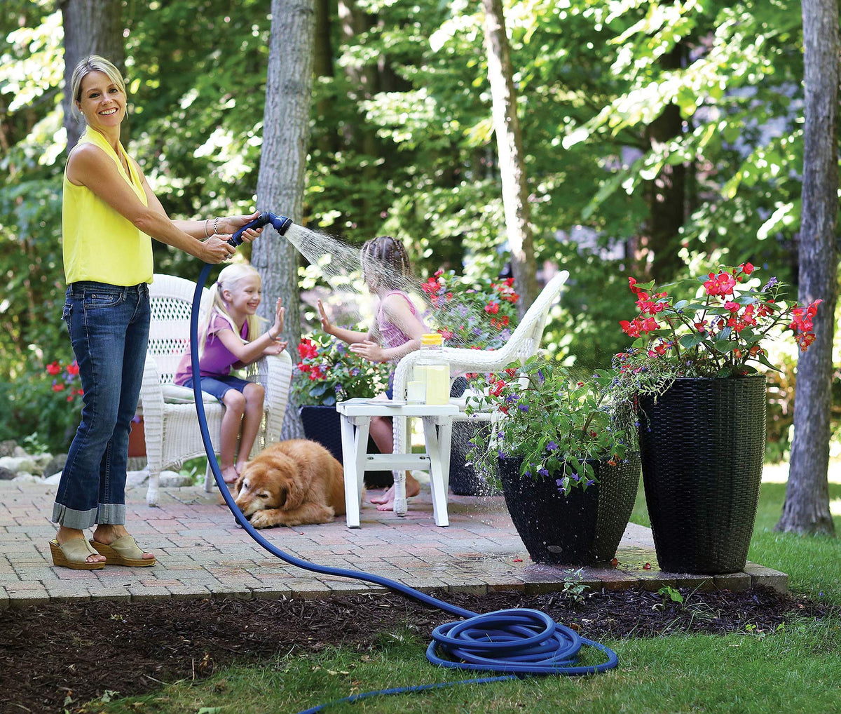 Dramm ColorStorm kink-resistant design keeps your hose smooth during watering.