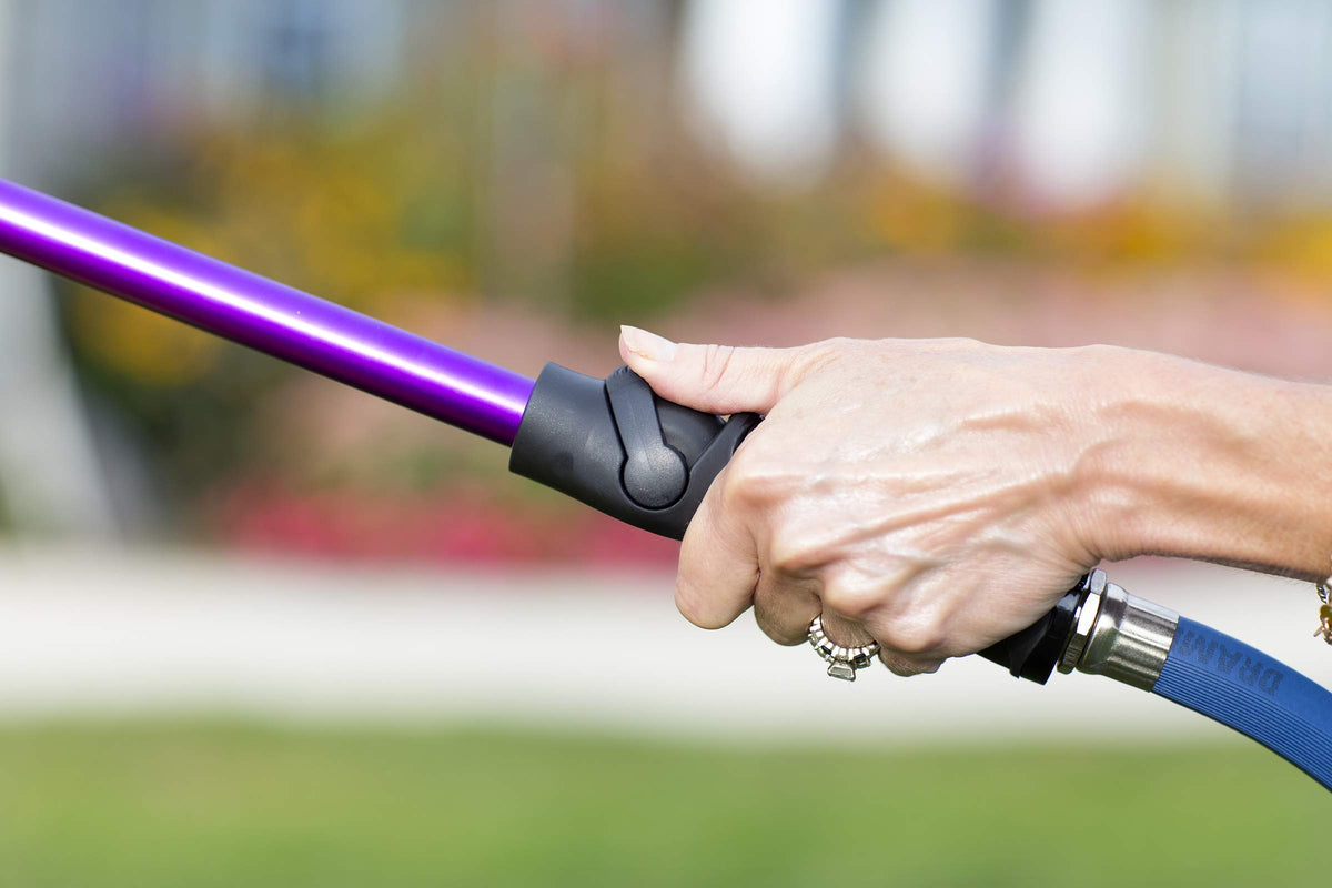 Dramm RainSelect aluminum wand with insulated grip for durable comfort.