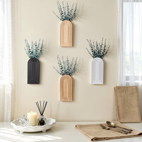 DREAMLOOM entryway wall decor creates a welcoming, stylish first impression.