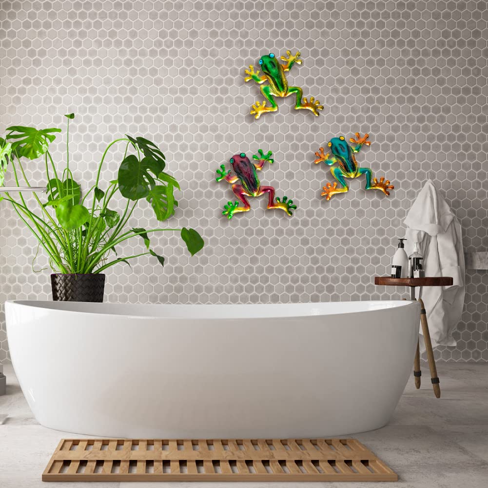 Dreamskip three piece frog set presented as a gift for frog lovers.