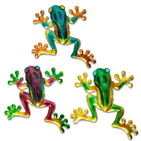 Dreamskip frog decor three piece set on outdoor wall for garden charm.