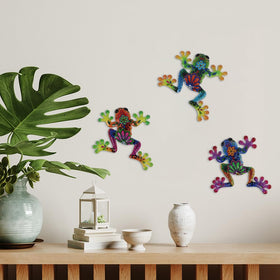 Dreamskip frog wall sculpture for garden decor on a fence or wall.