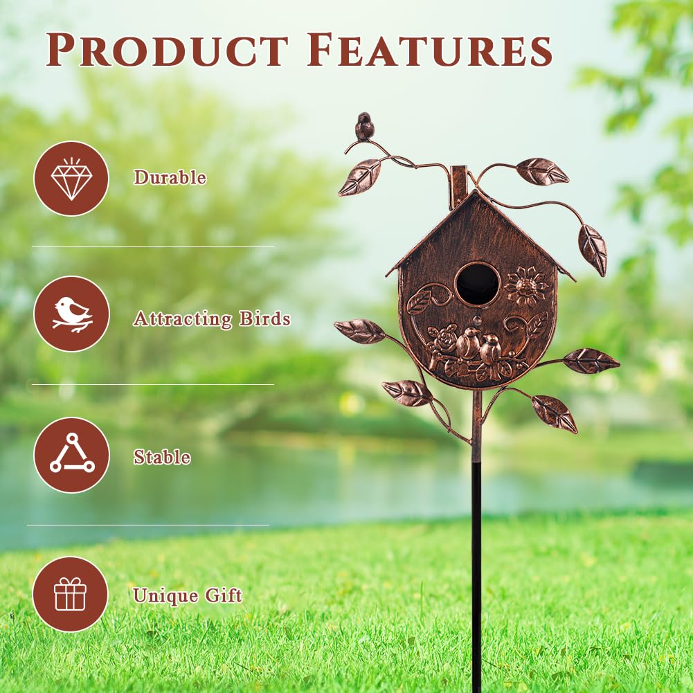 DREAMSOUL weatherproof metal bird house withstands rain and wind.