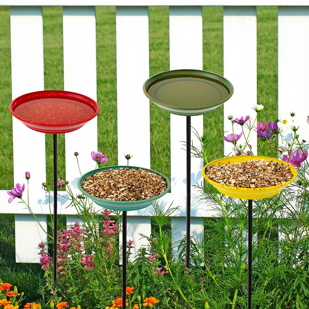 Dreamysoul compact design bee bath fits patios and flower beds neatly.