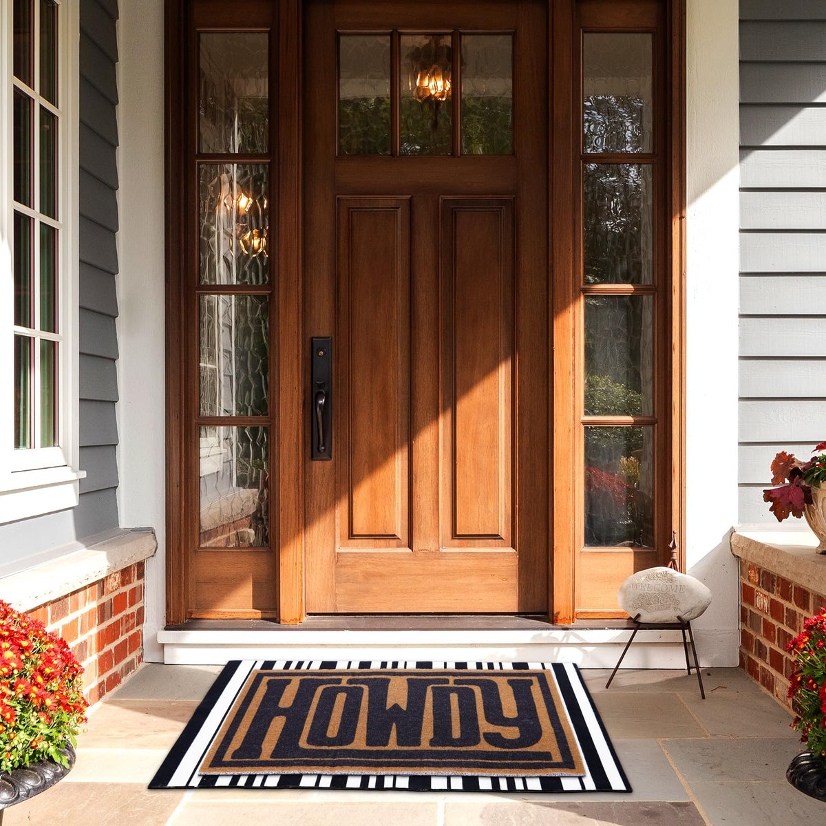 Drydiet Western Howdy top layer doormat features mud scraping to keep floors cleaner.