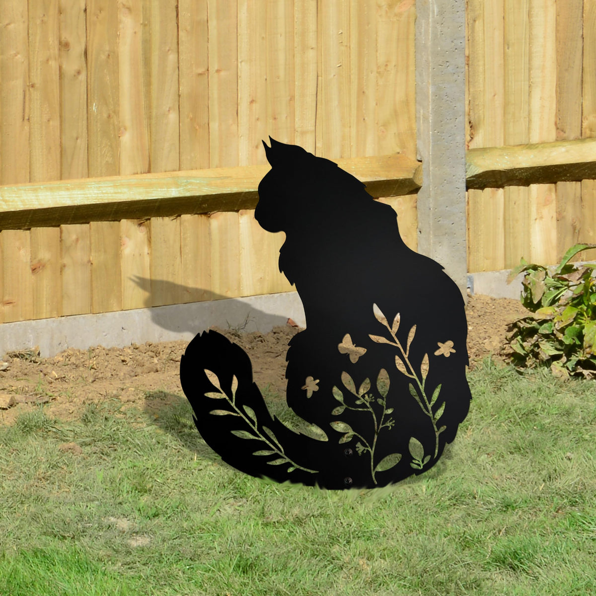 Dryelves Maine Coon garden stake, weatherproof sculpture for long-lasting outdoor display.