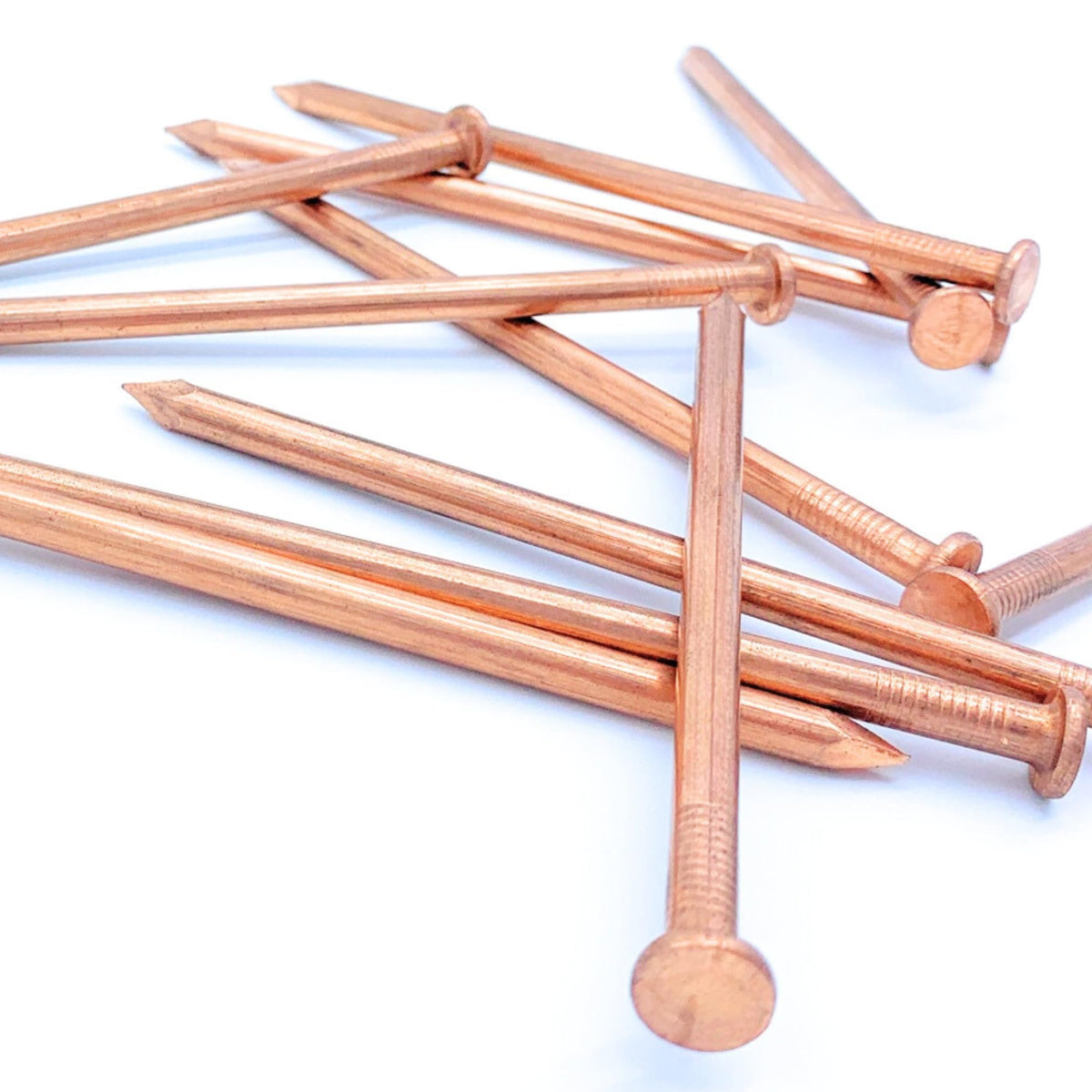 Dubbs Hardware stump and root removal suitable for gardens and landscapes.